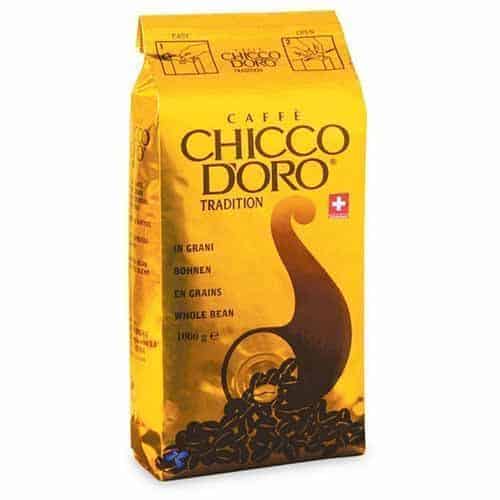 В.package зерна кави Chicco Doro, італійський натуральний кавовий напій для справжніх цінителів.